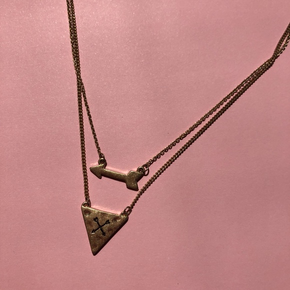 Layered Arrow Necklace - Picture 3 of 5